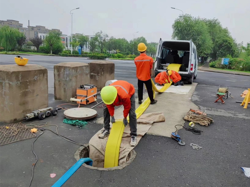 秦虹光固化管道修复